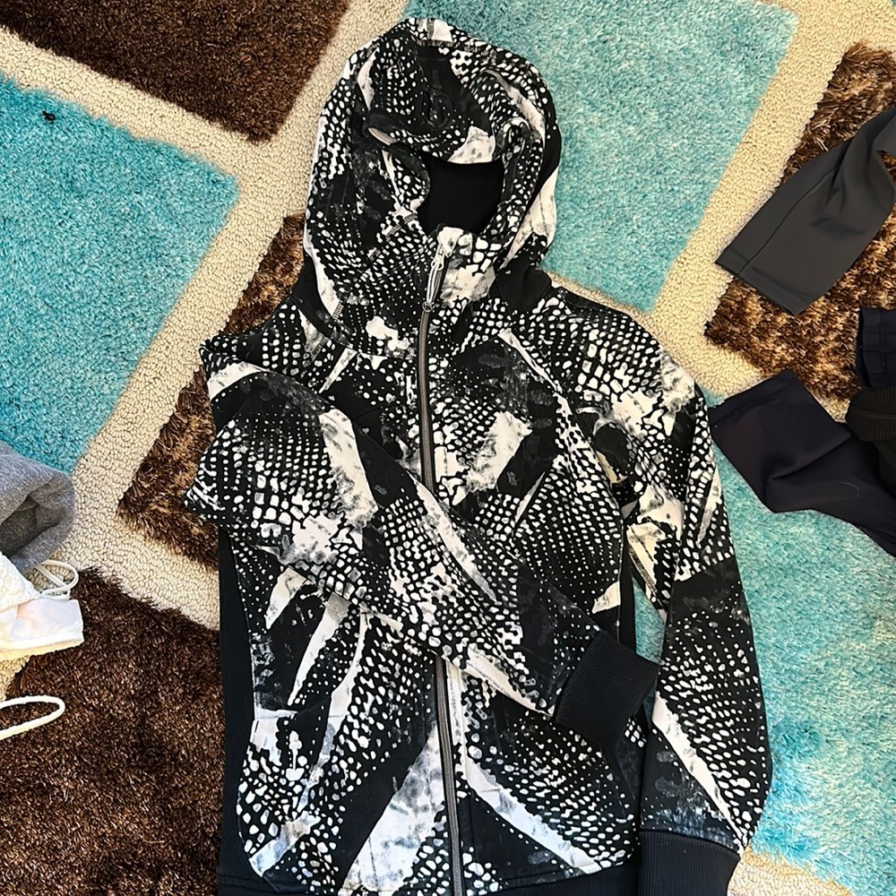 Lulu scuba full zip hoodie - size 2